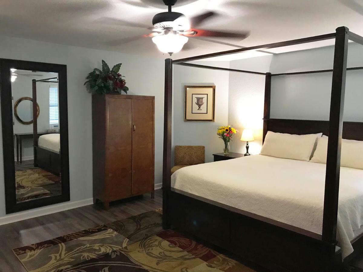 Square Inn Wimberley Zewnętrze zdjęcie